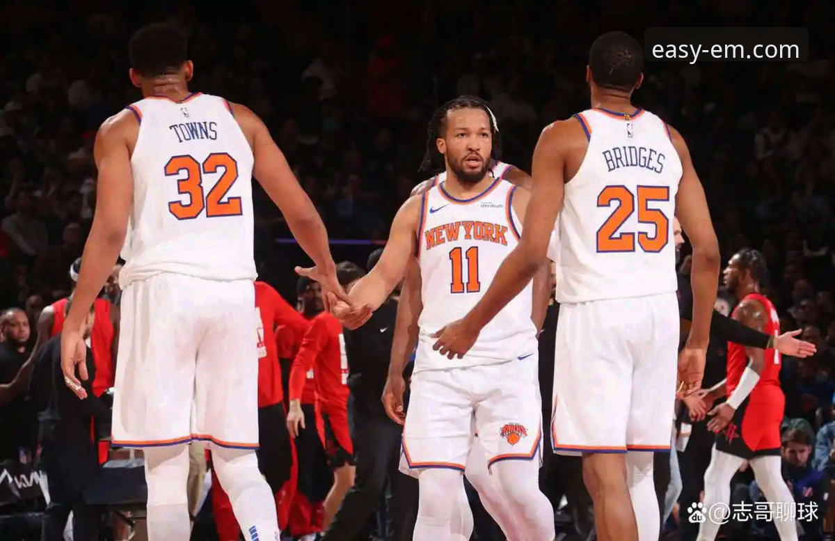 火箭主场大胜尼克斯：一场攻防节奏的深度解析